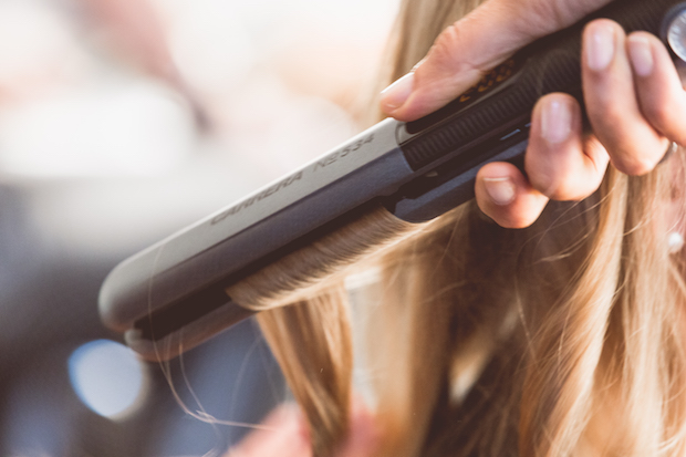 straightening protect hair